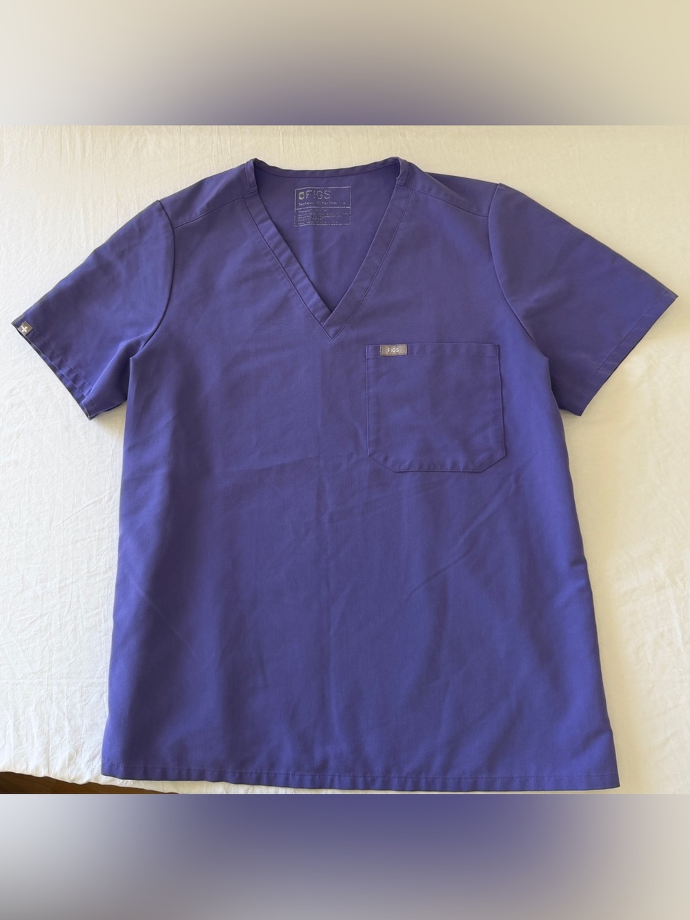 FIGS Purple Technical Collection Catarina V-Neck Scrub Top - L